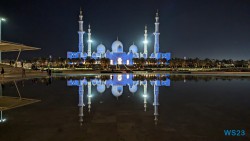Sheikh Zayed Moschee Abu Dhabi 23.04.15 Von Arabien durch den Suezkanal zu Mittelmeerinseln AIDAcosma 005