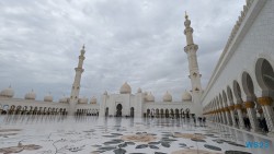 Sheikh Zayed Moschee Abu Dhabi 23.04.16 Von Arabien durch den Suezkanal zu Mittelmeerinseln AIDAcosma 045