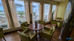 AIDA Lounge Karibik 24.11.22 Zu Fuß mit Taxi Fähre Boot Bus zu karibischen Stränden AIDAperla 013