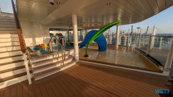 23.04.28 Deck 17 Kids Pool Von Arabien durch den Suezkanal zu Mittelmeerinseln AIDAcosma 007