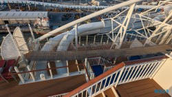 23.05.01 Deck 18 Sportdeck Von Arabien durch den Suezkanal zu Mittelmeerinseln AIDAcosma 009