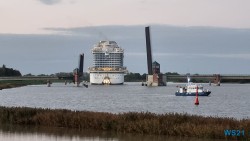 Überführung der AIDAcosma über die Ems Jann-Berghaus-Brücke Leer 21.10.23