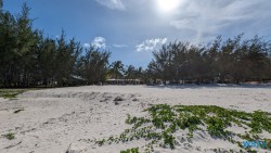 Royal Sakalava Lodge Antsiranana 23.11.23 Katamarane und Traumstrände auf Mauritius Seychellen Madagaskar AIDAblu 056
