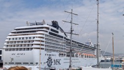 MSC Musica Athen 23.04.30 Von Arabien durch den Suezkanal zu Mittelmeerinseln AIDAcosma 003