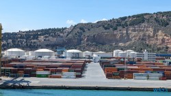 Barcelona 23.05.05 Von Arabien durch den Suezkanal zu Mittelmeerinseln AIDAcosma 051