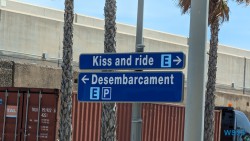 Cruise Terminal Barcelona 23.05.05 Von Arabien durch den Suezkanal zu Mittelmeerinseln AIDAcosma 049