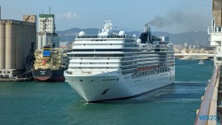 MSC Poesia Barcelona 23.05.05 Von Arabien durch den Suezkanal zu Mittelmeerinseln AIDAcosma 055