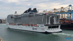 MSC World Europa Barcelona 23.05.05 Von Arabien durch den Suezkanal zu Mittelmeerinseln AIDAcosma 059