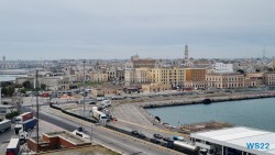 Bari 22.04.16 - Tolle neue Ziele im Mittelmeer während Corona AIDAblu
