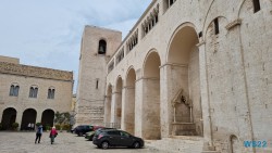 Basilika San Nicola Bari 22.04.16 - Tolle neue Ziele im Mittelmeer während Corona AIDAblu