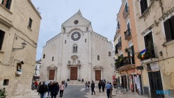 Kathedrale San Sabino Bari 22.04.16 - Tolle neue Ziele im Mittelmeer während Corona AIDAblu