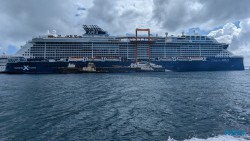 Celebrity Apex Basseterre 24.12.03 Zu Fuß mit Taxi Fähre Boot Bus zu karibischen Stränden AIDAperla 017