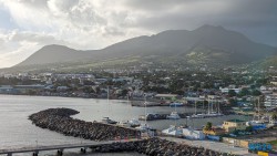 Basseterre 24.02.27 Traumhafte Strände und Wale in Mittelamerika und Karibik AIDAluna 022