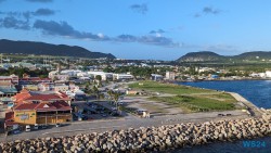 Basseterre 24.02.27 Traumhafte Strände und Wale in Mittelamerika und Karibik AIDAluna 025