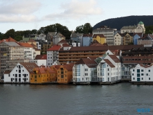 Bergen 19.08.08 - Fjorde Berge Wasserfälle - Fantastische Natur in Norwegen AIDAbella