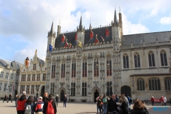 Rathaus Brügge 18.03.21 - Zu spät zu den Metropolen AIDAperla