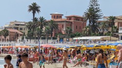 Santa Marinella Civitavecchia 23.07.12 Neue Abenteuer auf eigene Faust im Mittelmeer AIDAstella 010