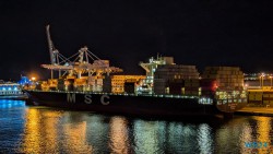 Civitavecchia 24.09.17 Geburtstage und Krimis virtuell und live im Mittelmeer AIDAcosma 022