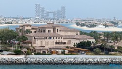 Palm Jumeirah Dubai 23.04.14 Von Arabien durch den Suezkanal zu Mittelmeerinseln AIDAcosma 008