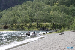 Den Eio entlang zum Eidfjordvatnet Eidfjord 15.08.15 - Norwegen Fjorde England Frankreich Spanien Portugal Marokko Kanaren AIDAsol Nordeuropa Westeuropa