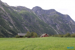 Den Eio entlang zum Eidfjordvatnet Eidfjord 15.08.15 - Norwegen Fjorde England Frankreich Spanien Portugal Marokko Kanaren AIDAsol Nordeuropa Westeuropa