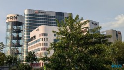 Frankfurt Singapur 25.05.03 Begeistert zum ersten Mal in Südostasien AIDAstella 004