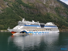 AIDAdiva Geiranger 19.08.07 - Fjorde Berge Wasserfälle - Fantastische Natur in Norwegen AIDAbella