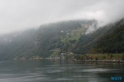 Geiranger 19.08.07 - Fjorde Berge Wasserfälle - Fantastische Natur in Norwegen AIDAbella