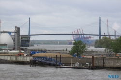 Köhlbrandbrücke Hamburg 18.05.01 - Kurz in die Nordsee AIDAsol