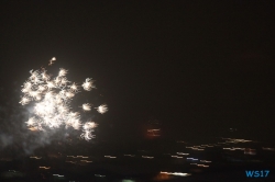 Silvester-Feuerwerk Hamburg 16.12.31 - Jahreswechsel auf der AIDAprima Metropolen