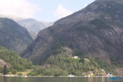 Åkrafjord Haugesund 19.07.30 - Fjorde Berge Wasserfälle - Fantastische Natur in Norwegen AIDAbella