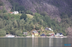 Åkrafjord Haugesund 19.07.30 - Fjorde Berge Wasserfälle - Fantastische Natur in Norwegen AIDAbella