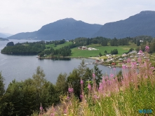 Haugesund 19.07.30 - Fjorde Berge Wasserfälle - Fantastische Natur in Norwegen AIDAbella