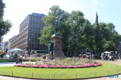 Esplanadi Helsinki 18.07.28 - Eindrucksvolle Städtetour durch die Ostsee AIDAdiva