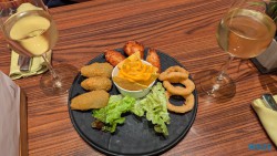 Best Burger @ Sea Indischer Ozean 25.05.17 Begeistert zum ersten Mal in Südostasien AIDAstella 009