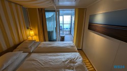Junior Suite Karibik 24.11.26 Zu Fuß mit Taxi Fähre Boot Bus zu karibischen Stränden AIDAperla 006