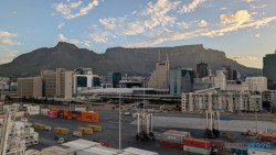 Kapstadt 26.02.04 Südafrika zwischen Faszination und Kriminalität AIDAstella 012