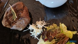 Buffalo Steak House Karibik 22.11.09 Wundervolle Straende tuerkises Meer und Regenzeit in der Karibik AIDAperla 009