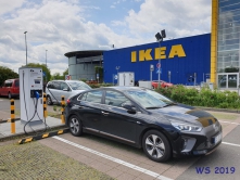 Ladesäule IKEA Moorfleet Kiel 19.05.29 - Beste Liegeplätze Ostsee-Kurztour AIDAbella