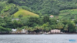 Wallilabou Bay Fluch der Karibik Kingstown 22.11.04 Wundervolle Straende tuerkises Meer und Regenzeit in der Karibik AIDAperla 027