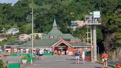 Kingstown 25.12.12 Baden und Schnorcheln im kristallklaren Meer AIDAperla 003