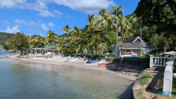 Belmont Beach Bequia Kingstown 24.11.29 Zu Fuß mit Taxi Fähre Boot Bus zu karibischen Stränden AIDAperla 028