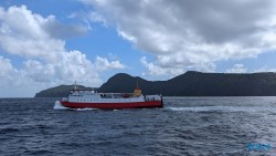 Bequia Kingstown 24.11.29 Zu Fuß mit Taxi Fähre Boot Bus zu karibischen Stränden AIDAperla 004