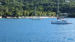 Bequia Kingstown 24.11.29 Zu Fuß mit Taxi Fähre Boot Bus zu karibischen Stränden AIDAperla 035
