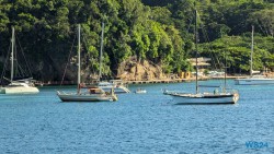 Bequia Kingstown 24.11.29 Zu Fuß mit Taxi Fähre Boot Bus zu karibischen Stränden AIDAperla 036