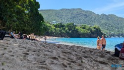 Princess Margaret Beach Bequia Kingstown 24.11.29 Zu Fuß mit Taxi Fähre Boot Bus zu karibischen Stränden AIDAperla 011