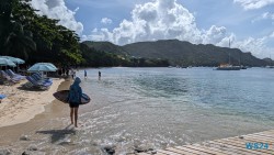 Princess Margaret Beach Bequia Kingstown 24.11.29 Zu Fuß mit Taxi Fähre Boot Bus zu karibischen Stränden AIDAperla 021