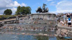 Gefionbroen Kopenhagen 25.08.01 Kurz in Dänemark vorbeischauen AIDAmar 027