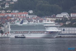 Azura Bergen 19.08.08 - Fjorde Berge Wasserfälle - Fantastische Natur in Norwegen AIDAbella