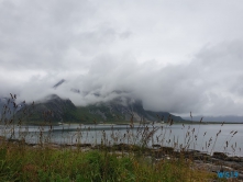 Leknes 19.08.04 - Fjorde Berge Wasserfälle - Fantastische Natur in Norwegen AIDAbella